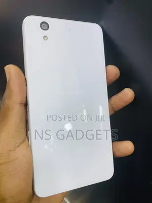 Fujitsu Arrows Be F-04K 32 GB White