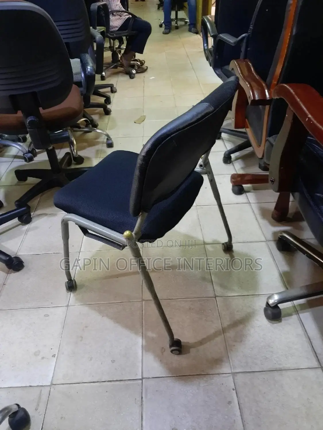 Movable Waiting Chair