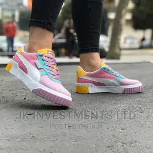 Ladies Sneakers