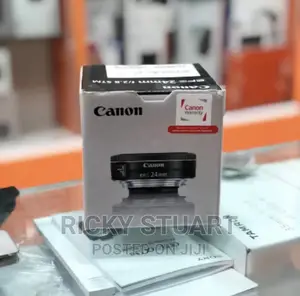 Canon 24mm Lens F2.8