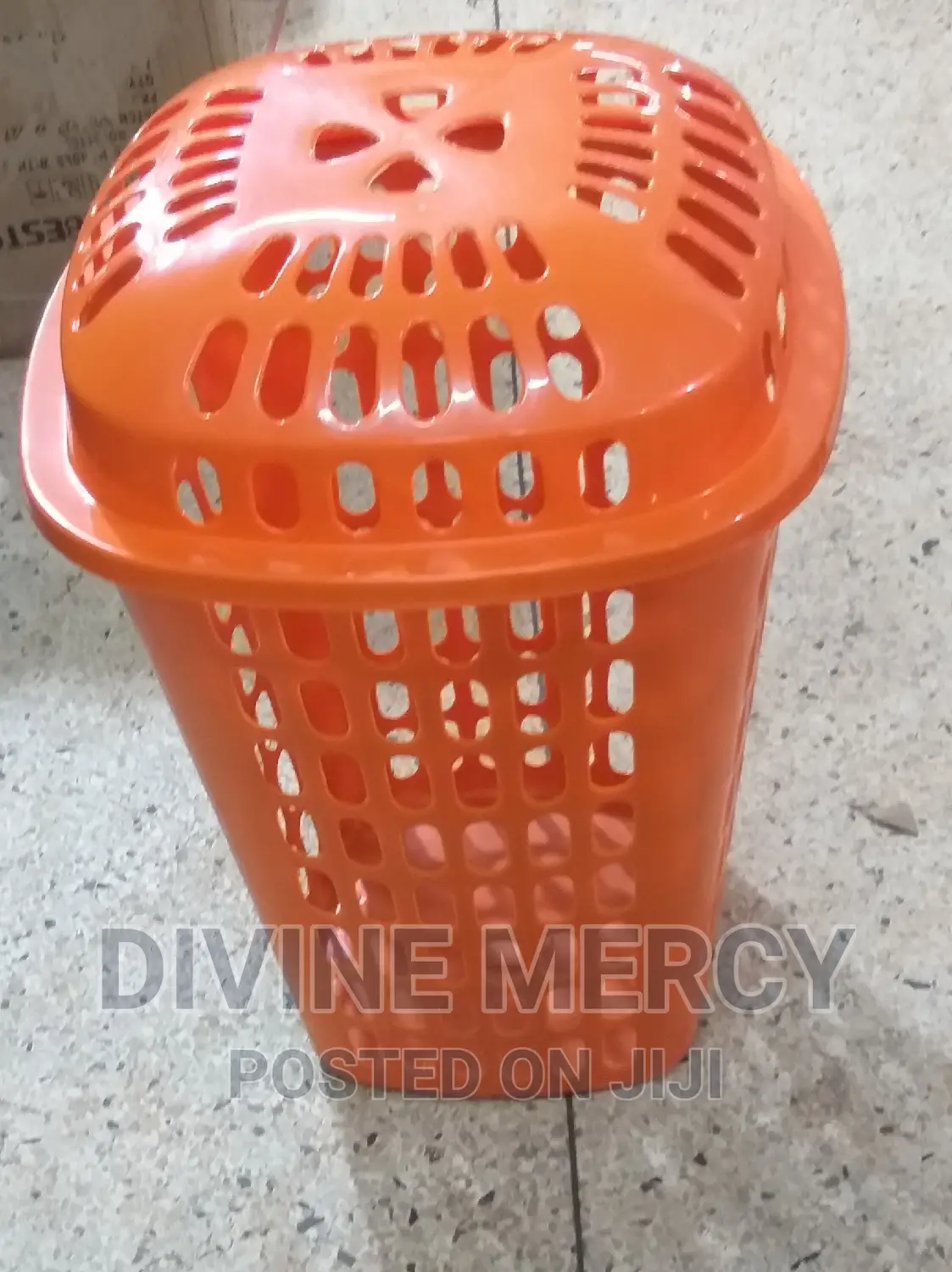 Square Laundry Basket With Lid