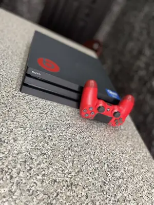 UK Used Ps4 PRO Unchipped