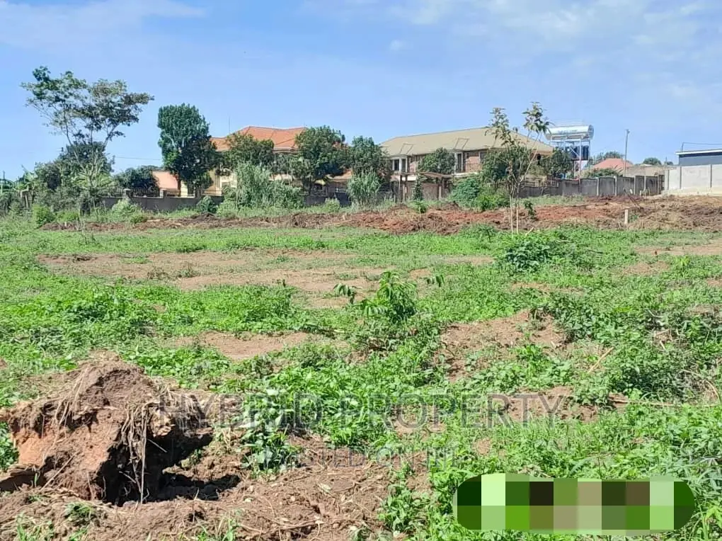 Prime Plots For Sale At Kayunga~Wakiso Land Estate~Hoima Rd.