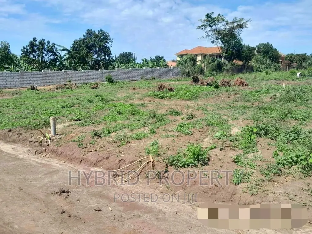 Prime Plots For Sale At Kayunga~Wakiso Land Estate~Hoima Rd.