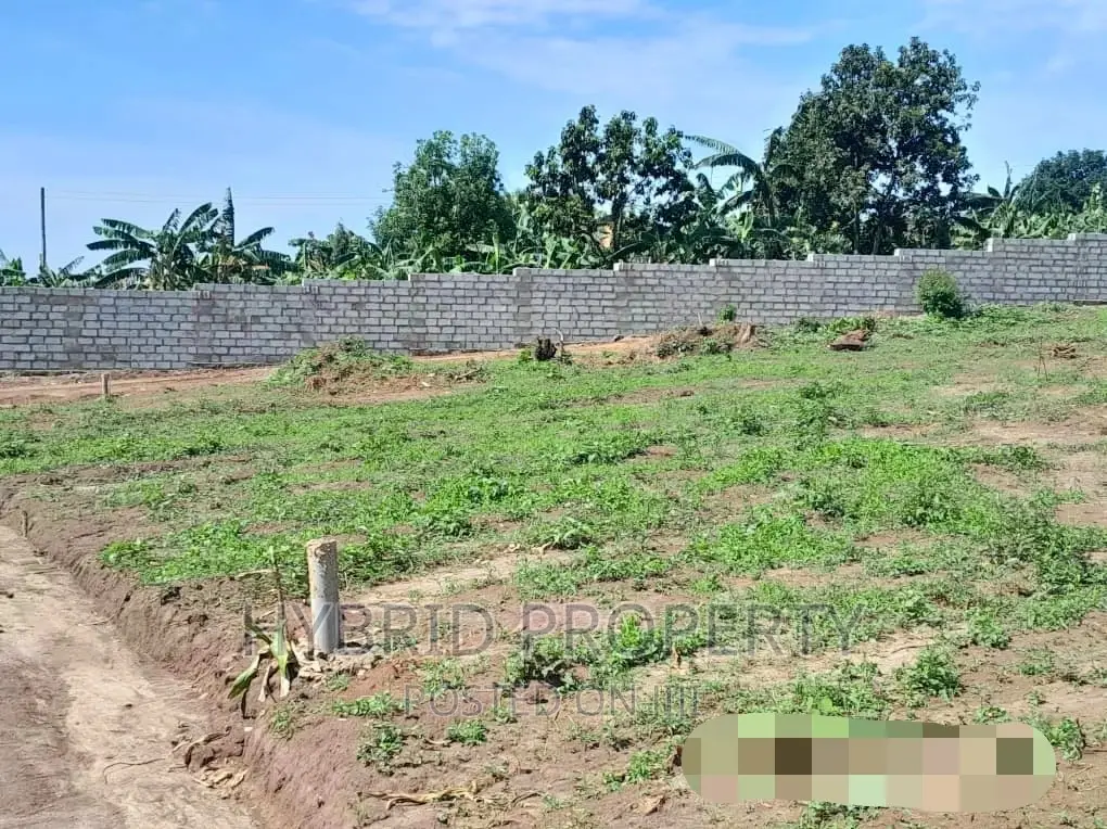Prime Plots For Sale At Kayunga~Wakiso Land Estate~Hoima Rd.