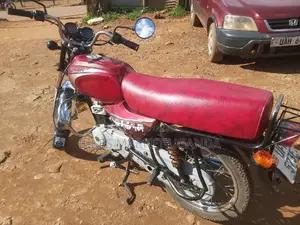 Bajaj Boxer 100 2022 Red