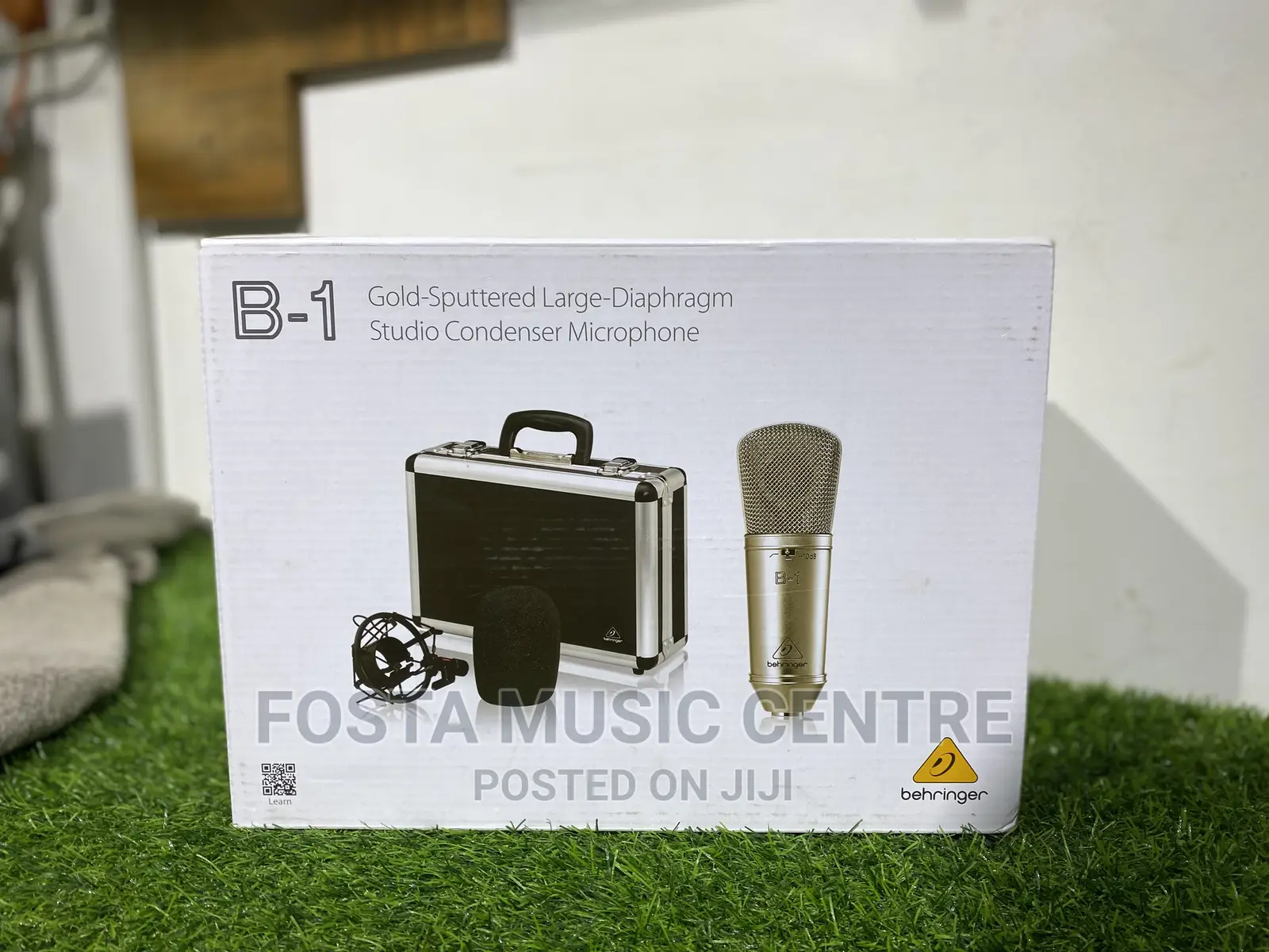 Behringer B1 Pro Studio Microphone