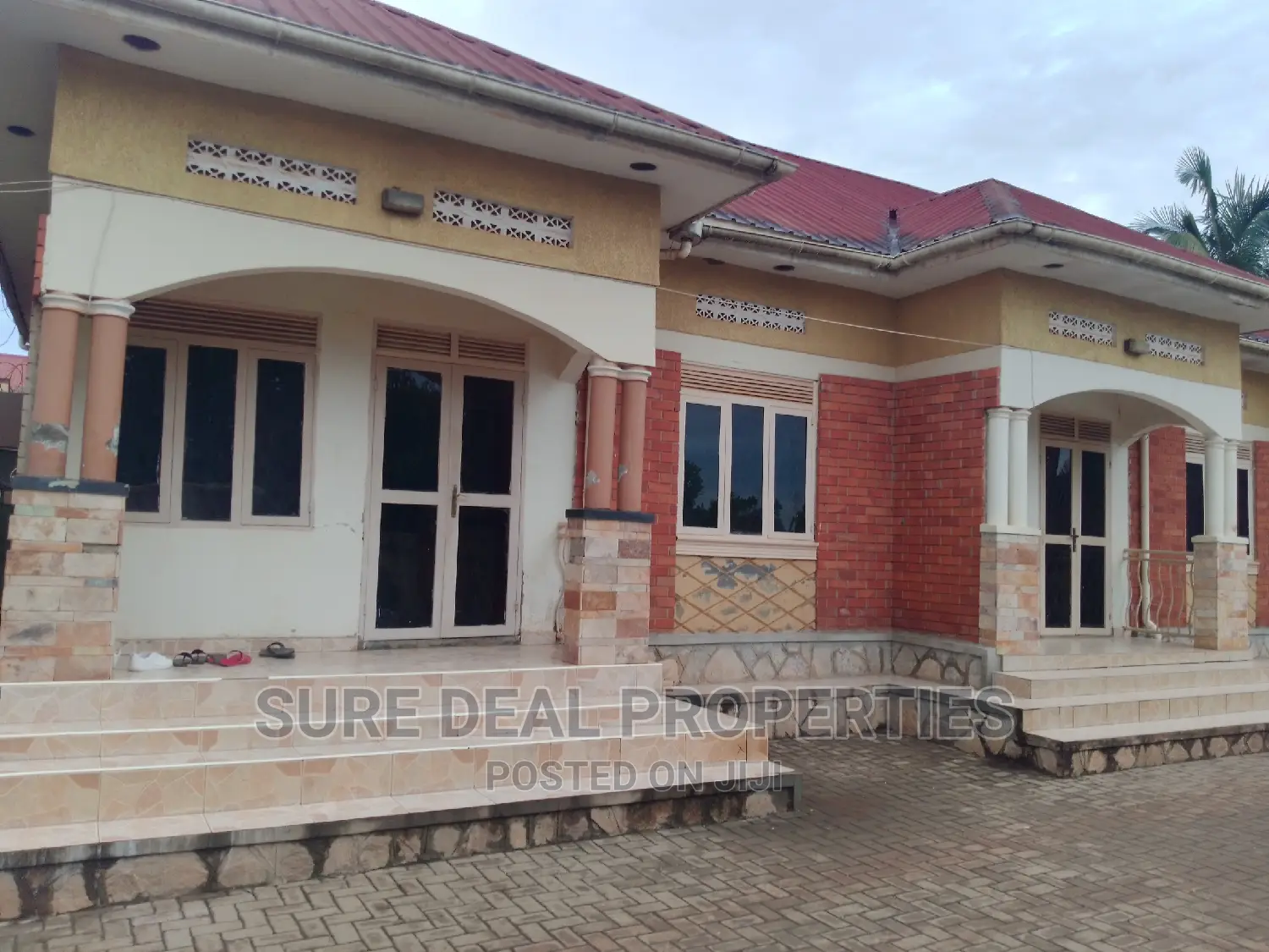 2bdrm House in Naalya Estate, Kira for sale