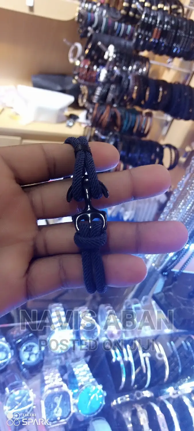 Genuine Unic Braceletes
