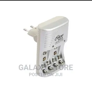 Battery Charger for Rechargeable Batteries AA/AAA/9v Cells