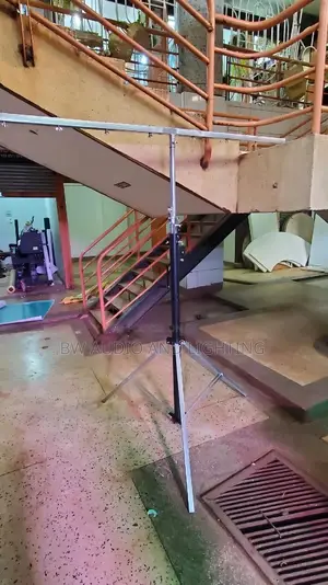 Photo - Lighting Stand/ Light Stand
