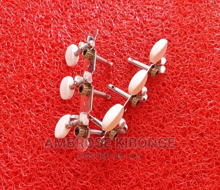 Excellent Quality Guitar Machine Head Tunning Pegs Full Set.