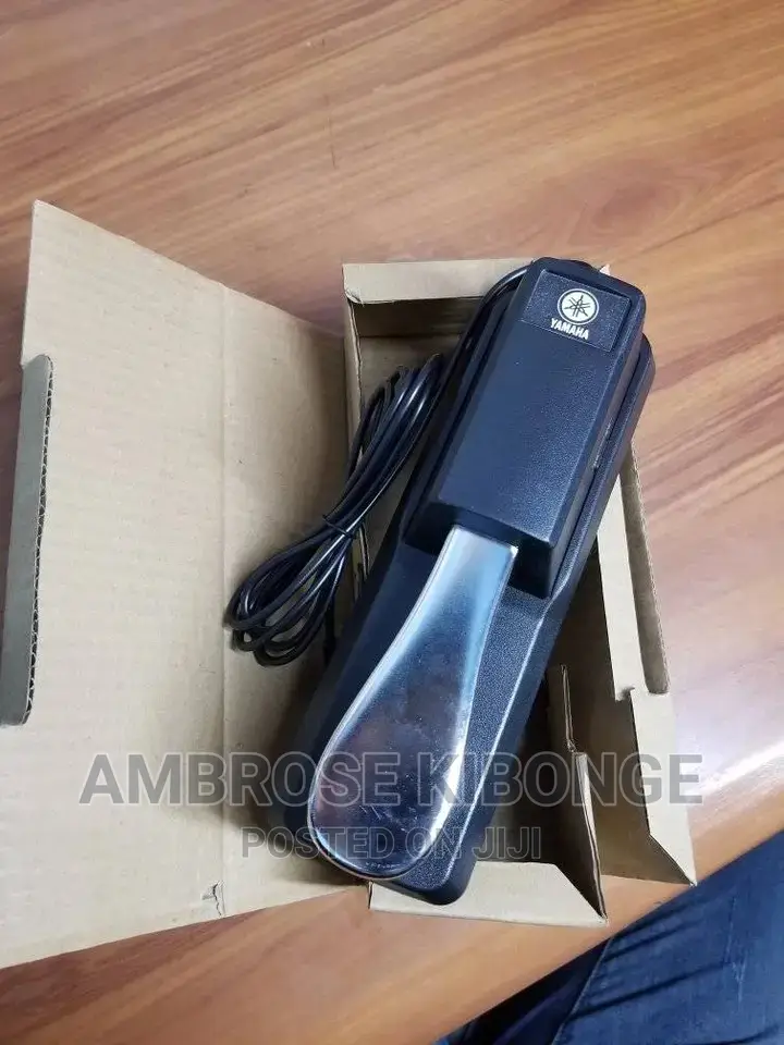 YAMAHA Sustain Universal Foot Piano Keyboard Sustain Pedal.