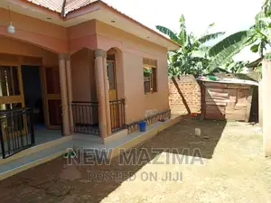 3bdrm House in Bulenga Along, Central Division for sale