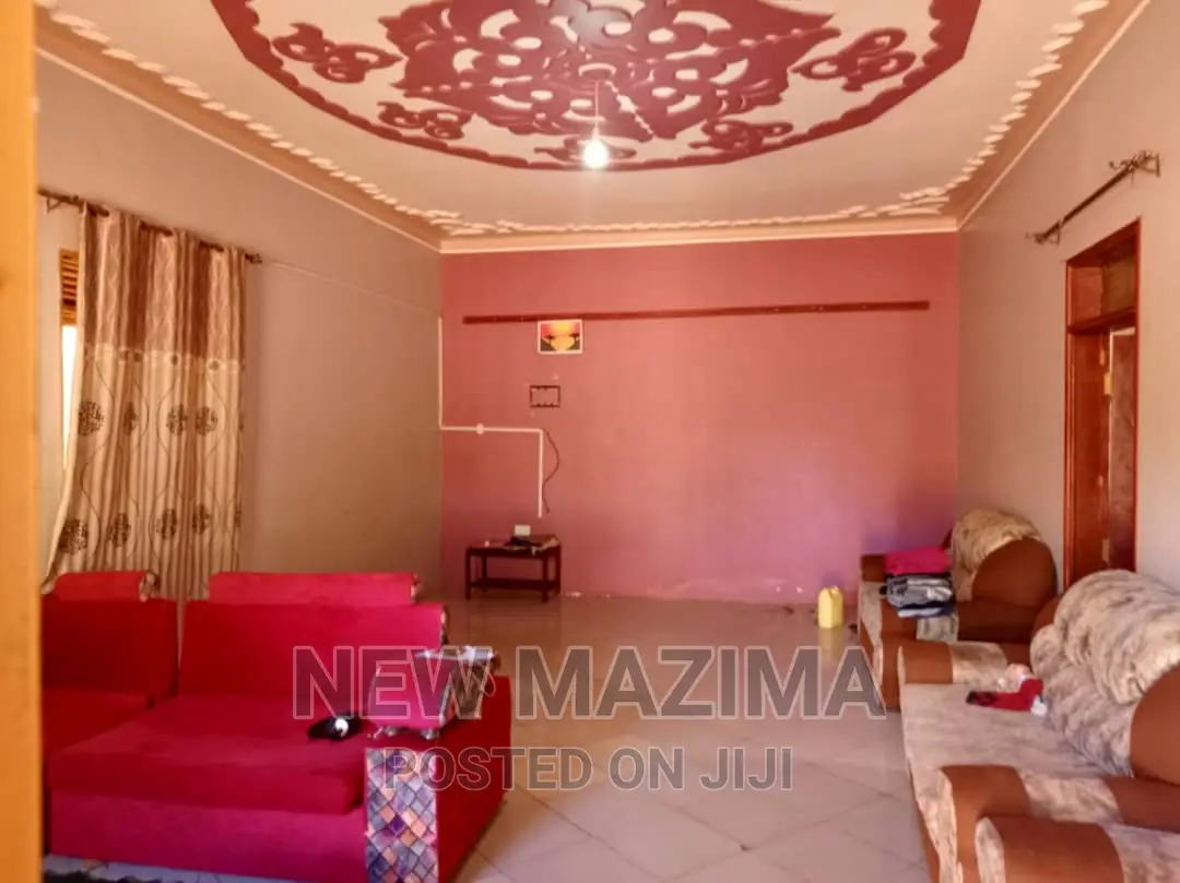 3bdrm House in Bulenga Along, Central Division for sale