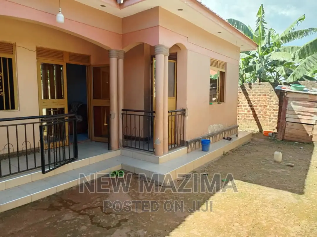 3bdrm House in Bulenga Along, Central Division for sale