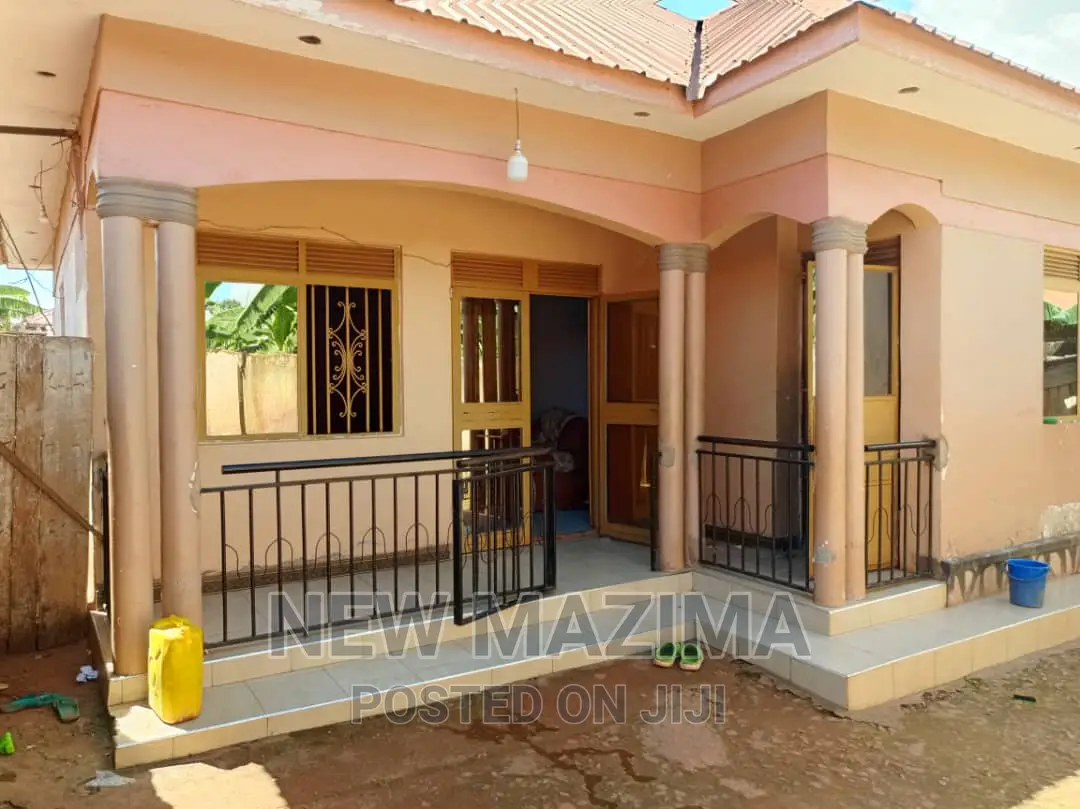 3bdrm House in Bulenga Along, Central Division for sale