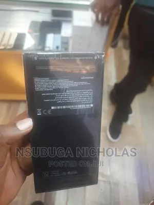 New Samsung Galaxy Z Flip 5 256 GB Purple