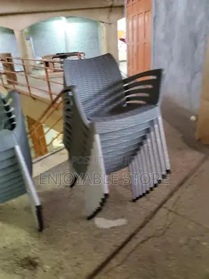 Chrome Plastic Chairs Executive