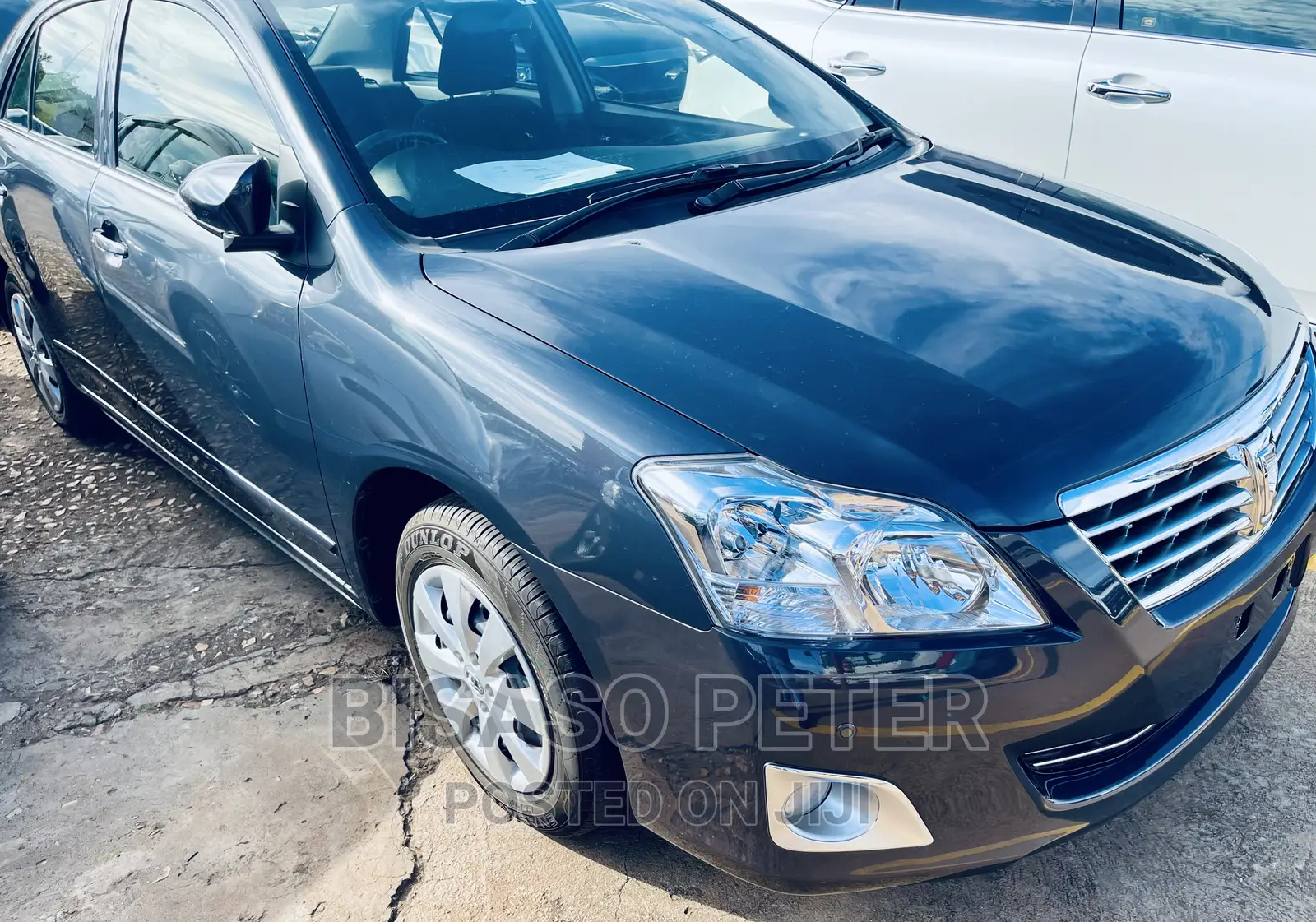 Toyota Premio 1.8 AWD 2014 Gray