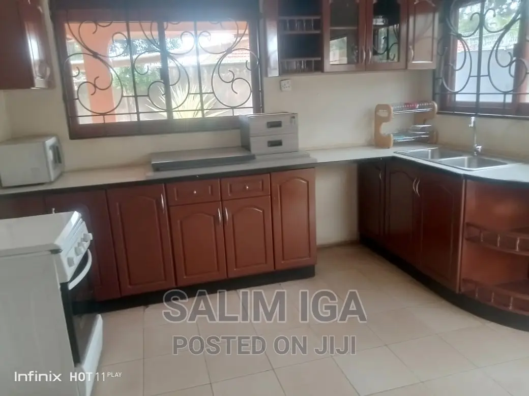 3bdrm Bungalow in Kololo Property, Central Division for rent