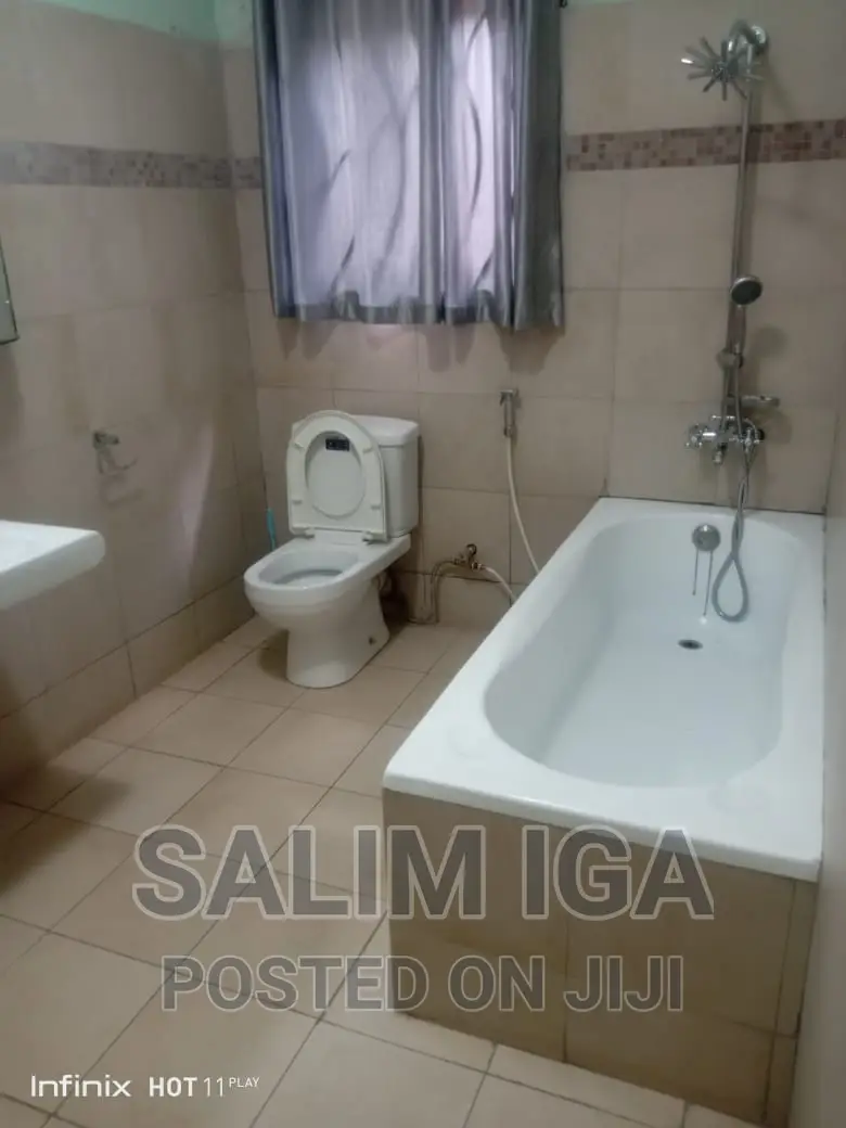 3bdrm Bungalow in Kololo Property, Central Division for rent