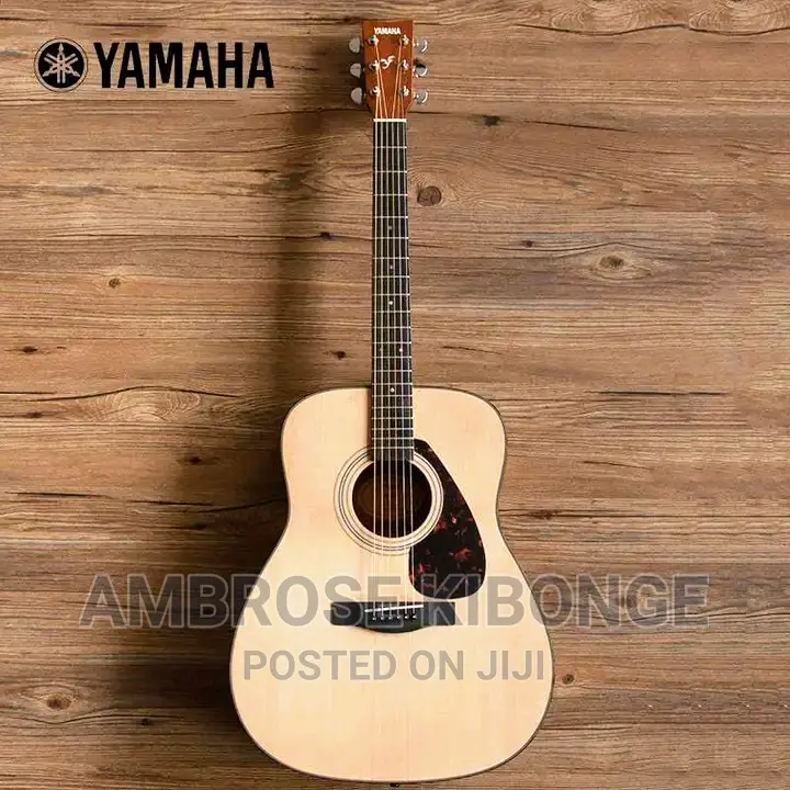Genuine Quality YAMAHA Full Size Amplified Acoustic Guitar