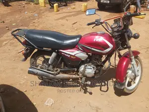 TVS HLX 125 2020 Red
