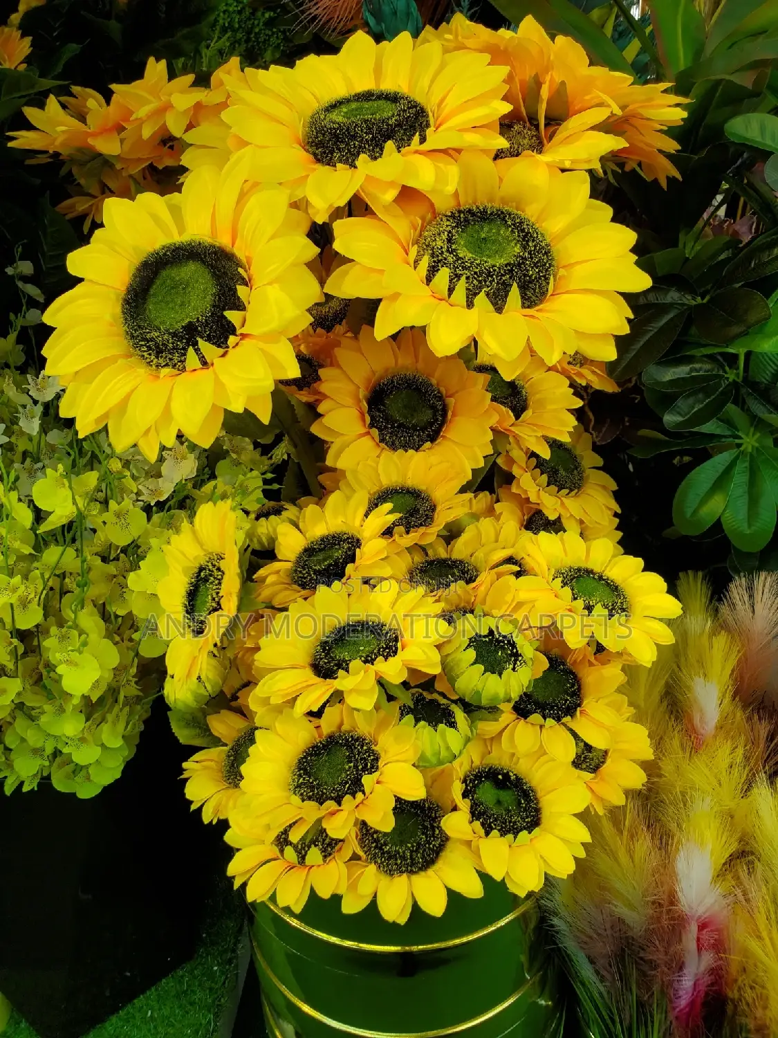 Artificial Flowers and Plants