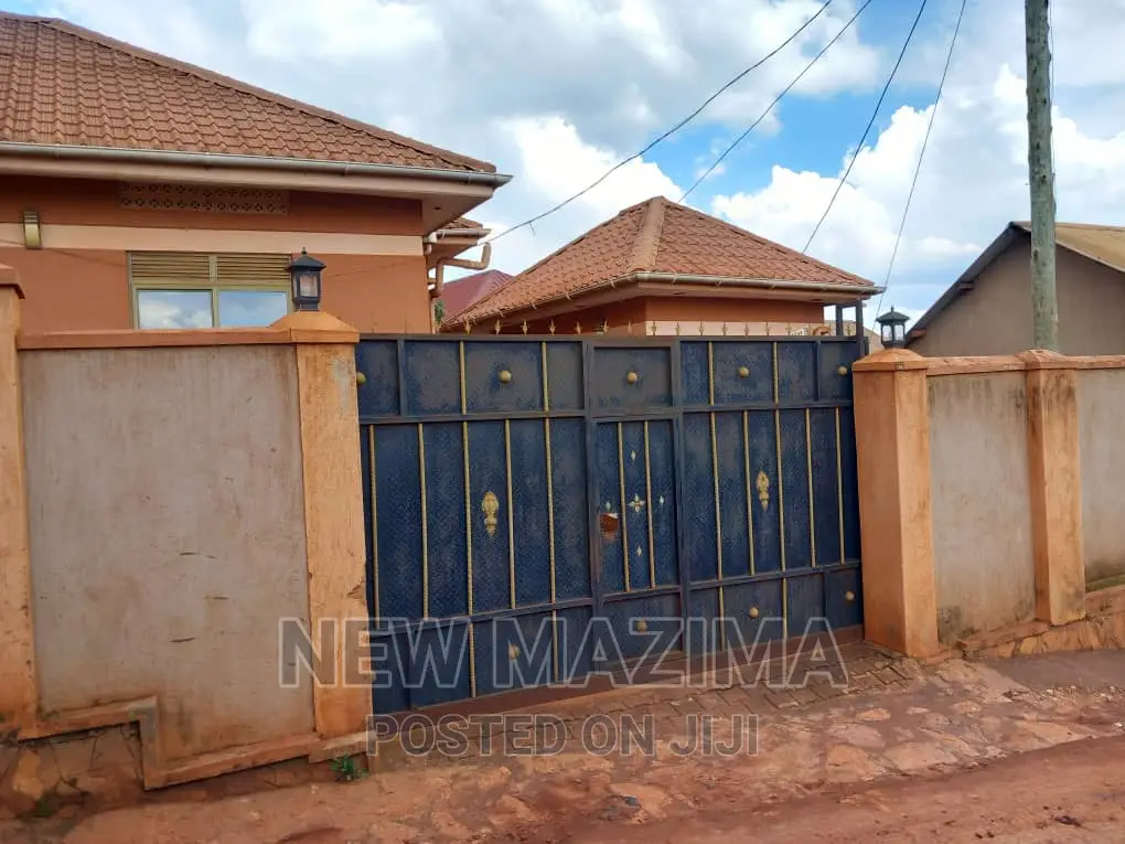 2bdrm House in Munyonyo, Division A for sale