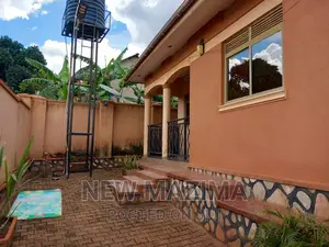 2bdrm House in Munyonyo, Division A for sale