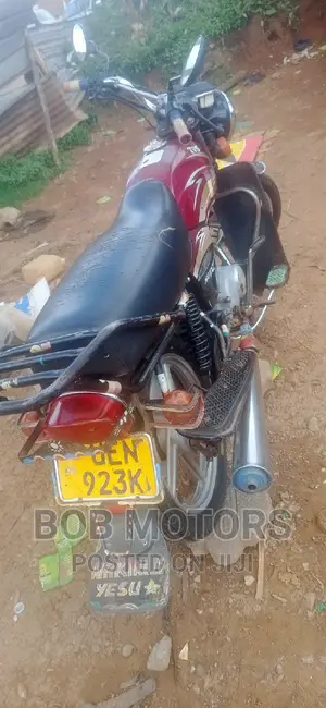 Photo - TVS Apache 160 4V 2016 Gold