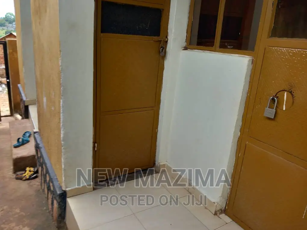 4bdrm House in Munyonyo, Central Division for sale