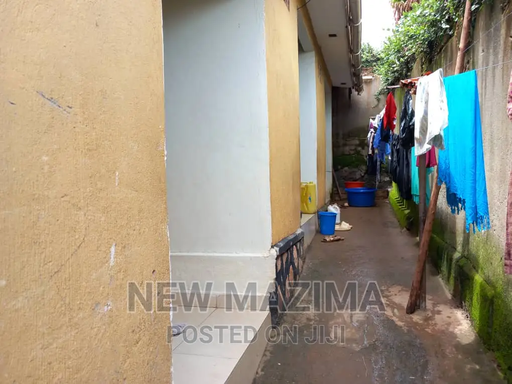 4bdrm House in Munyonyo, Central Division for sale
