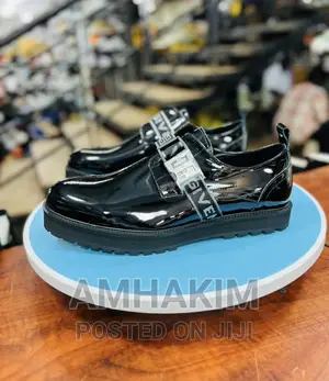 New Givenchy Gentles in Stock