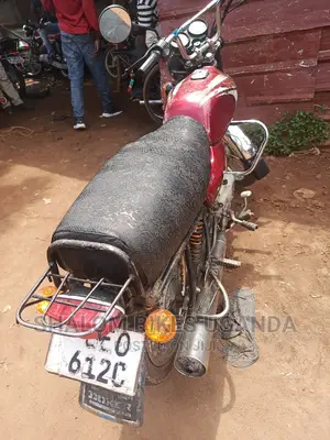 Bajaj Boxer 100 2017 Red
