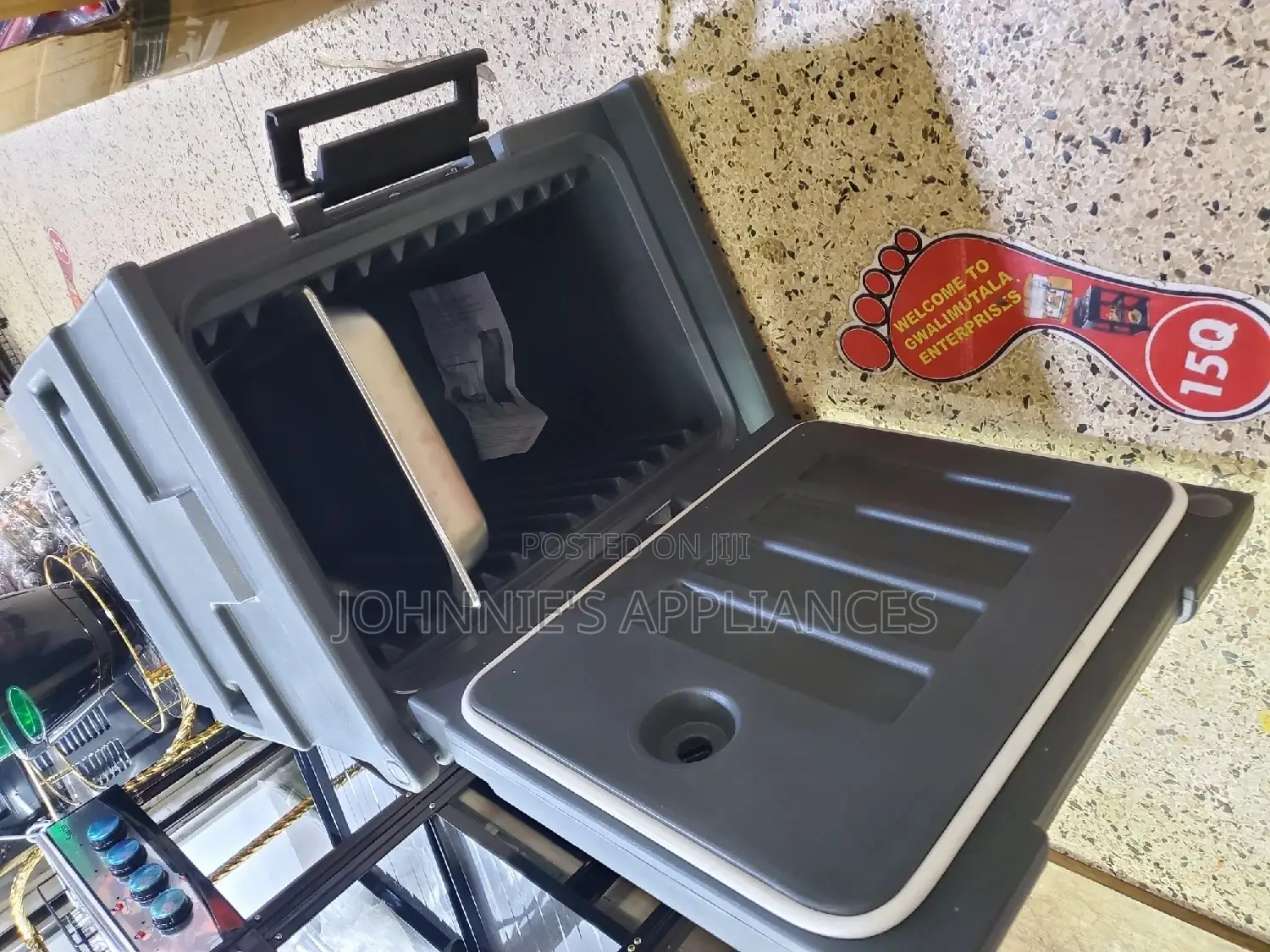 Food Warmer or Storage Containers With Inserts