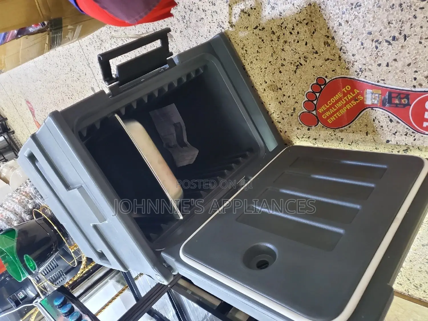 Food Warmer or Storage Containers With Inserts