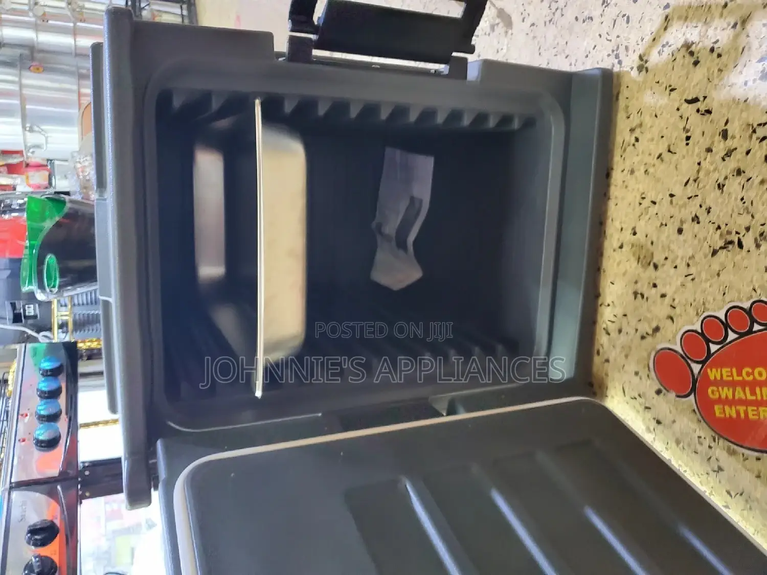 Food Warmer or Storage Containers With Inserts