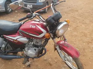 TVS HLX 125 2020 Red