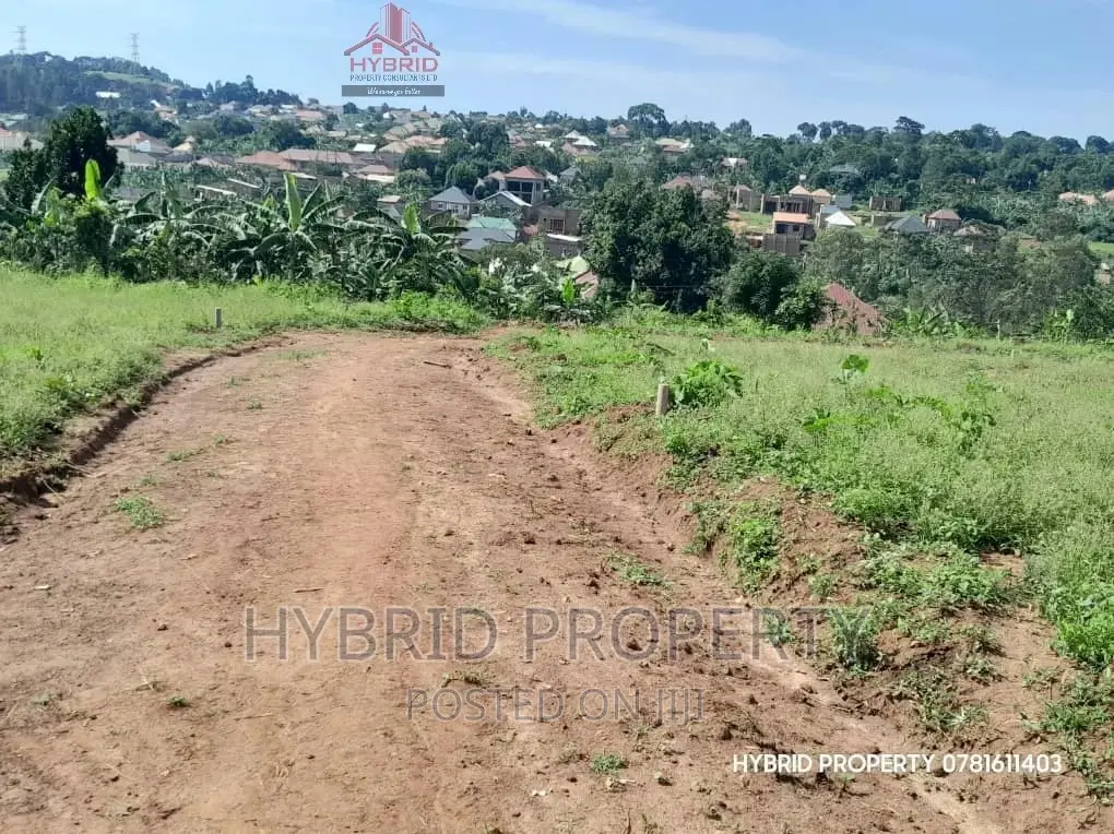 Prime Plots for Sale at Kayunga~Wakiso Estate~Hoima Road II.