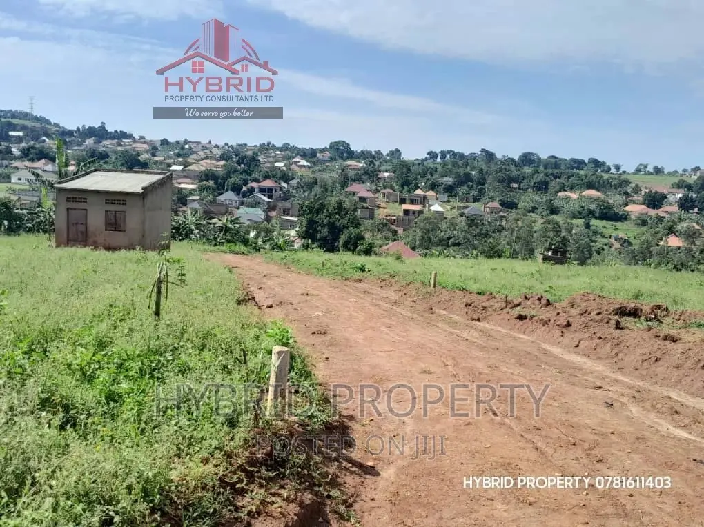 Prime Plots for Sale at Kayunga~Wakiso Estate~Hoima Road II.