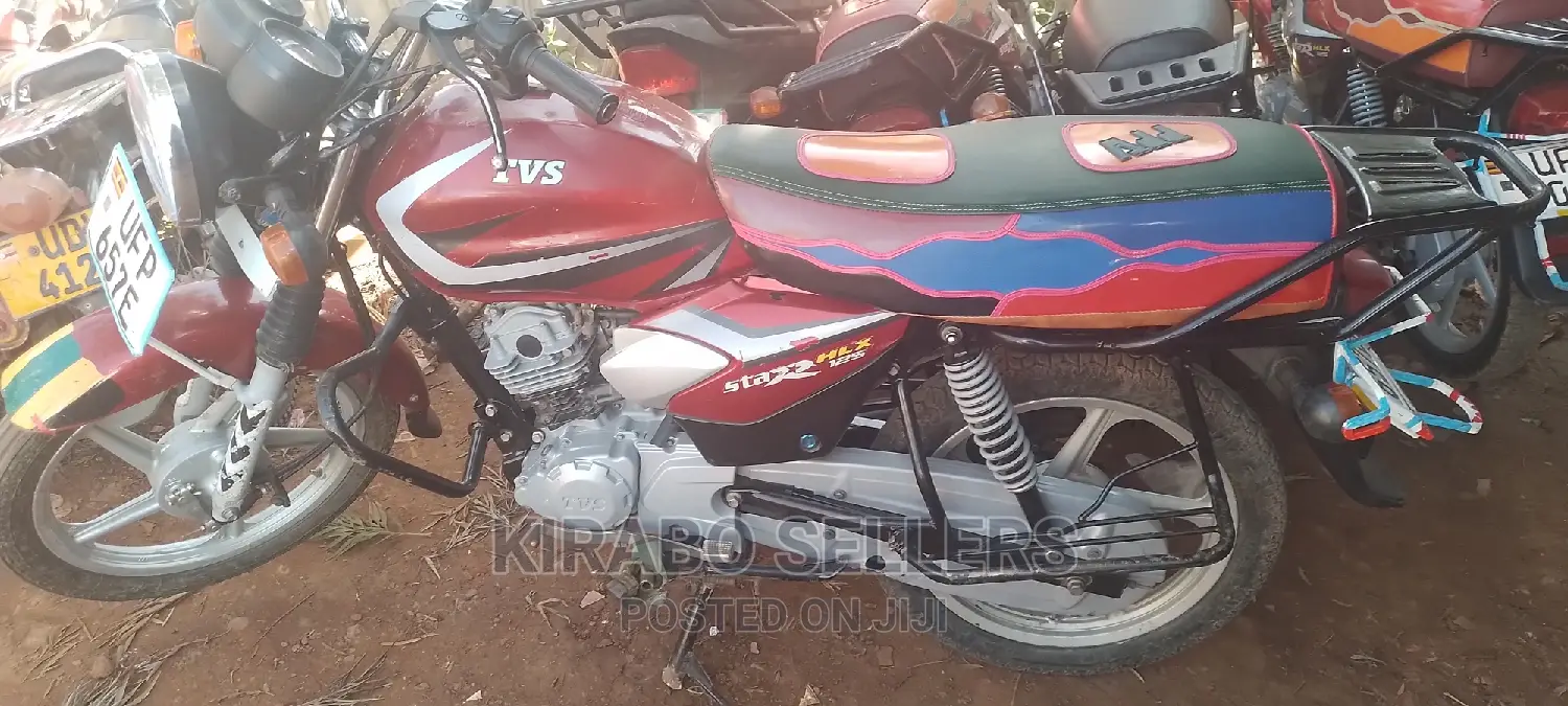New TVS HLX 125 2023 Red