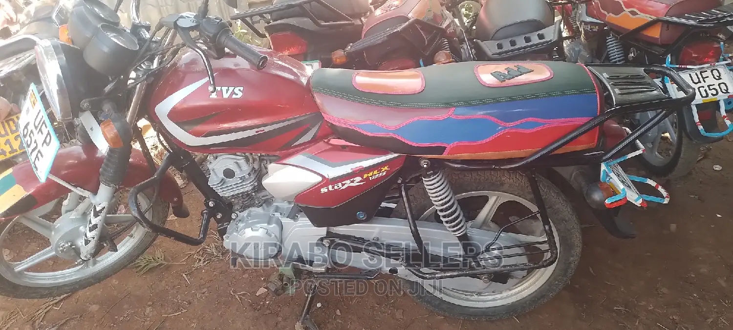 New TVS HLX 125 2023 Red