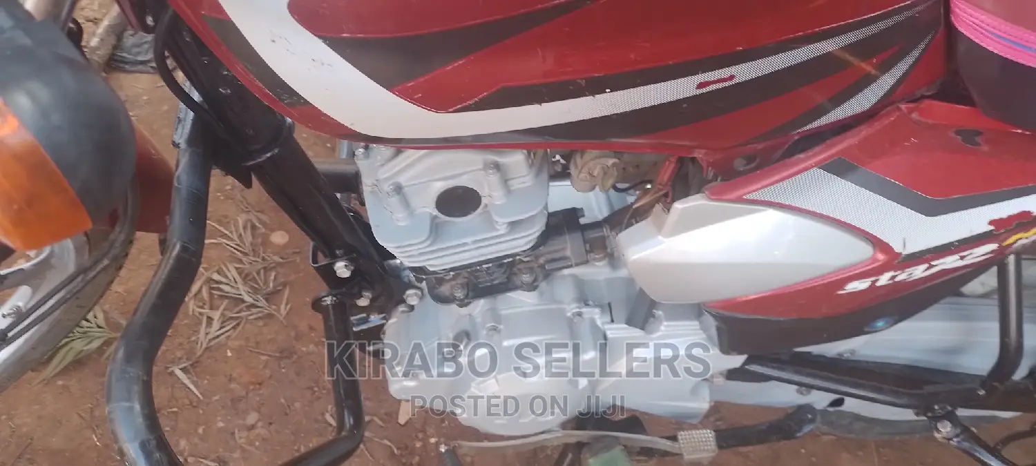 New TVS HLX 125 2023 Red