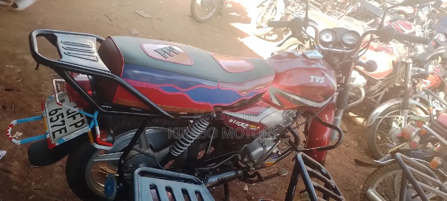 New TVS HLX 125 2023 Red
