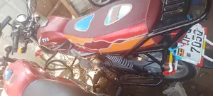 New TVS HLX 125 2023 Red