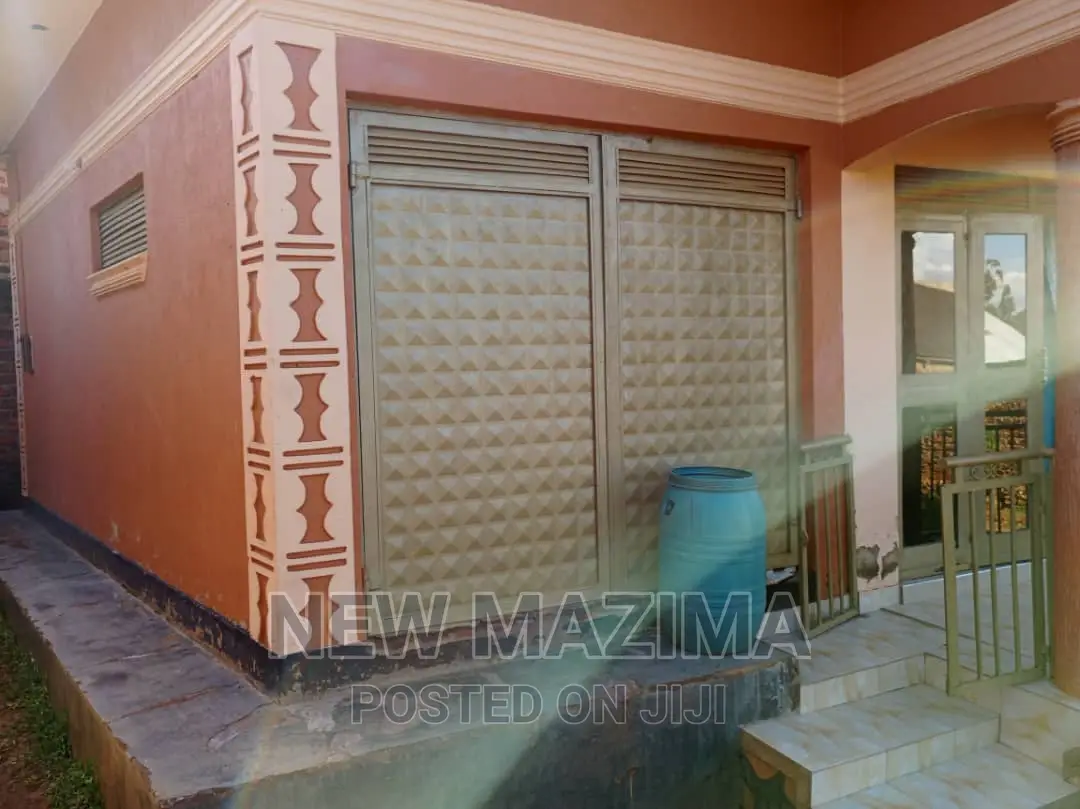 3bdrm House in Nansana Bujuko, Central Division for sale