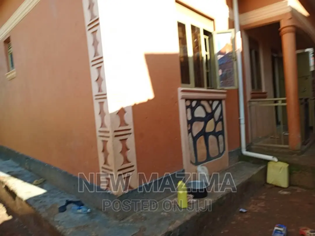 3bdrm House in Nansana Bujuko, Central Division for sale