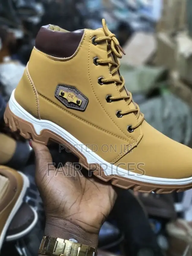 Classic Trending Sneaker Boot Brown